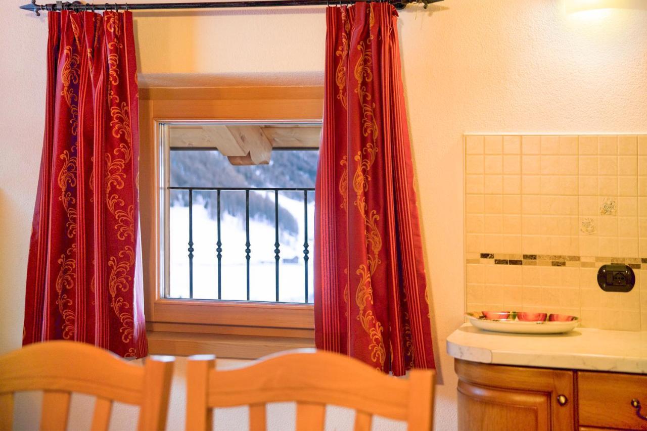 Rosso Al Bait Da Giulio Daire Livigno Dış mekan fotoğraf